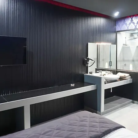 El Pamas Hotel 4*