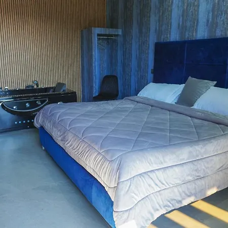El Pamas Hotel 4*